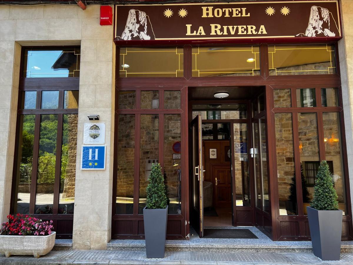 Hotel La Rivera Аренас-де-Кабралес Экстерьер фото